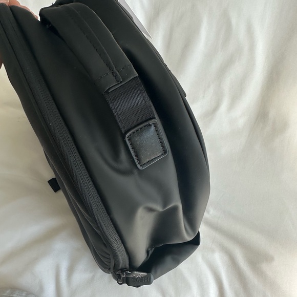 heys backpack NEW - Picture 2 of 3